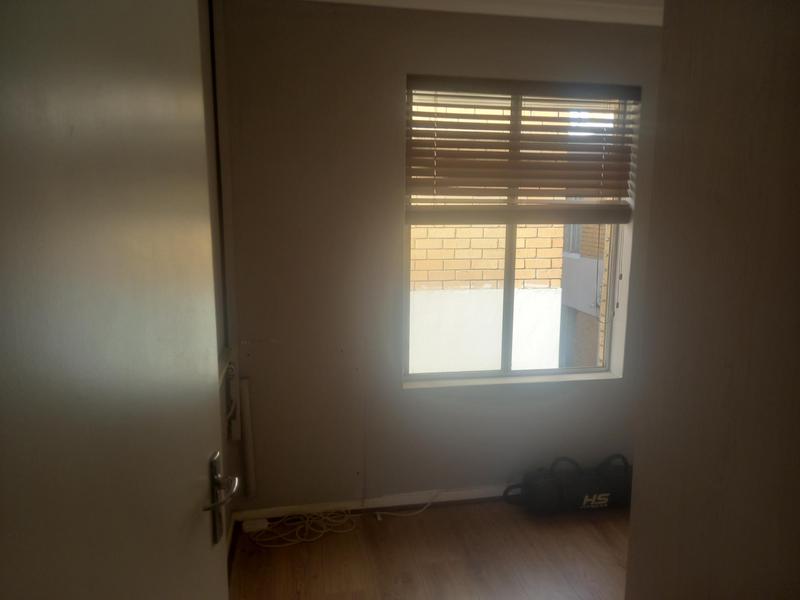 2 Bedroom Property for Sale in Churchill Estate Western Cape